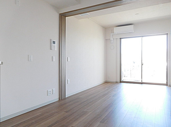 居室・リビング　【人気！住環境良好の川崎！】お問い合わせはお早めに♪