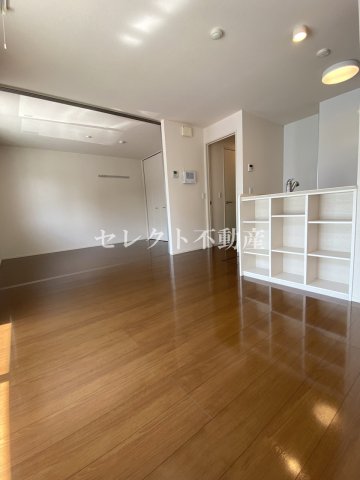 居室・リビング　ライジングサン西宮A棟103 リビング