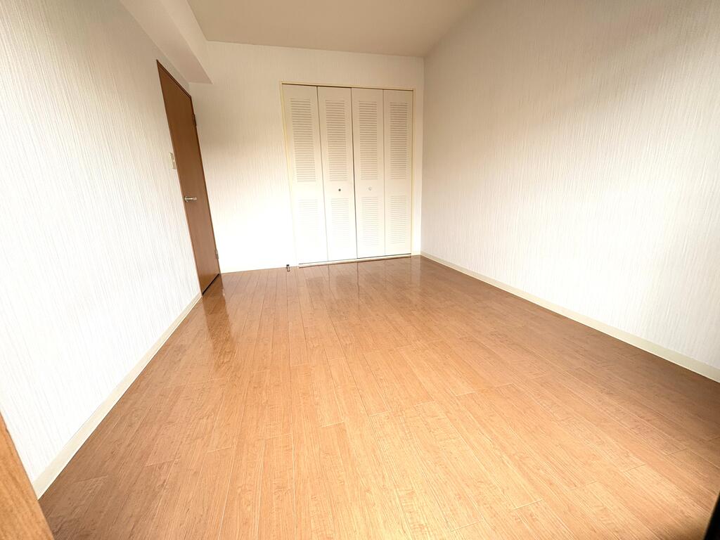 その他部屋・スペース　洋室6帖(東側)