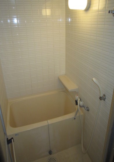 バス・シャワールーム　入居中の為別号室のお写真となります。