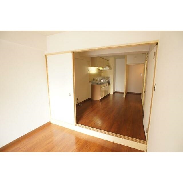 居室・リビング　居室