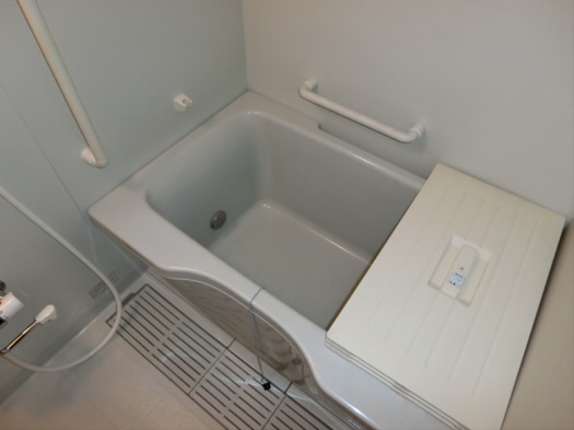 バス・シャワールーム　追い焚き機能もついていつでもポカポカ