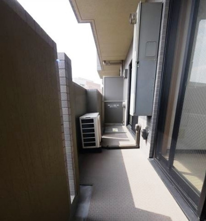 バルコニー　※別部屋の参考写真です。