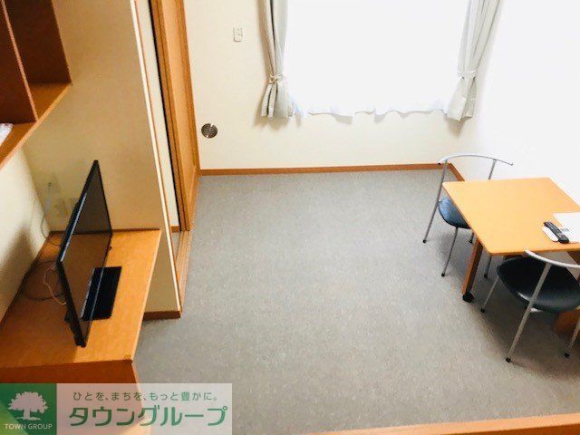 バス・シャワールーム　風呂、トイレ別です。