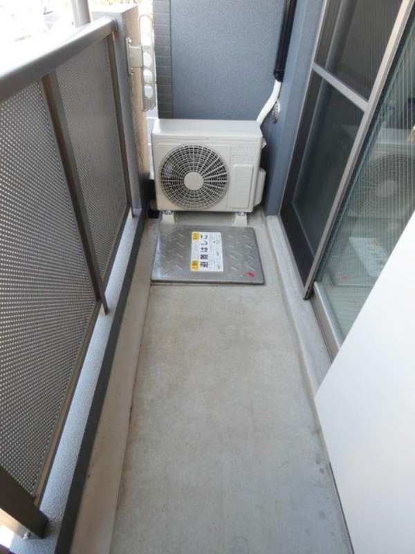 バルコニー　図面と現状に相違がある場合には現状を優先