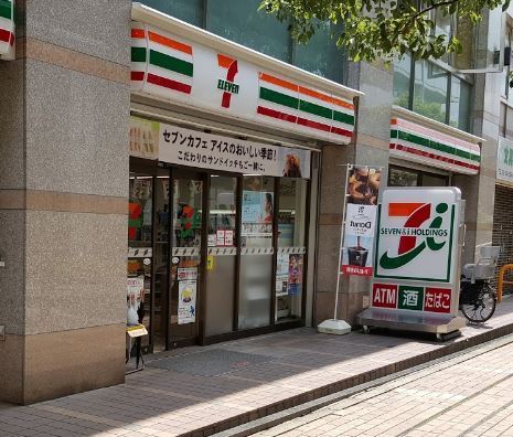 コンビニ　セブンイレブン横浜仲町台駅前店（コンビニ）まで337m
