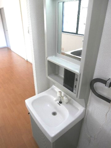 洗面設備　同仕様