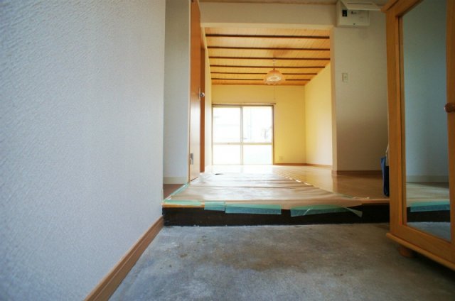 玄関　収納もある玄関です