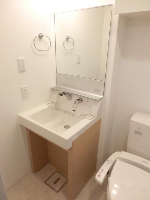 洗面設備　独立洗面化粧台