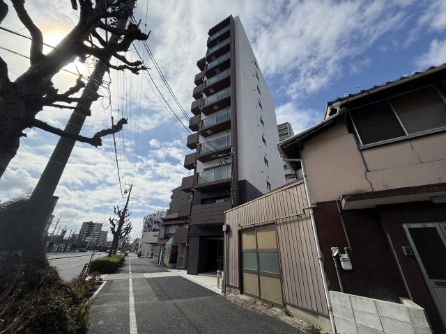 建物外観　ArtizA金山