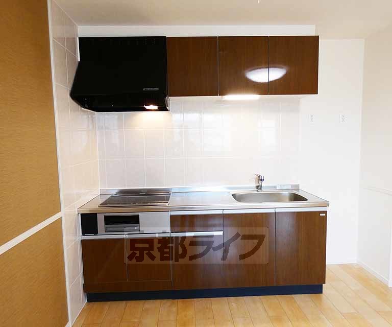 キッチン　ＩＨコンロのシステムキッチンになります。