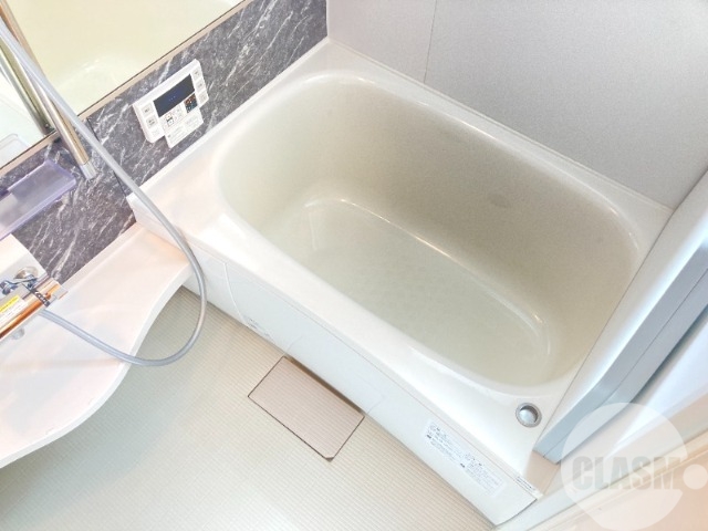 バス・シャワールーム　浴室乾燥機＆追焚機能付きバス♪