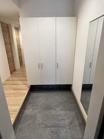 玄関　同社施工例です。