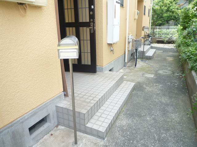 エントランス　入口