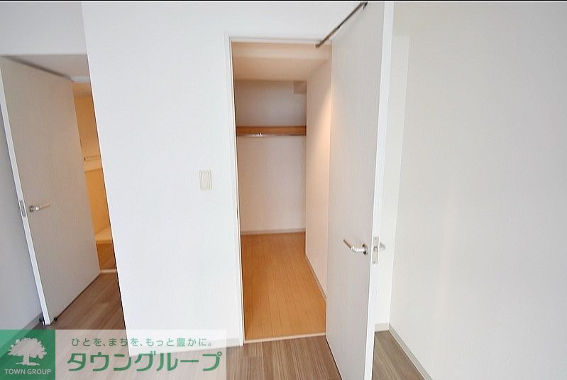 収納　お問合せは(株)タウンハウジングレジデンス事業部　赤坂店・…