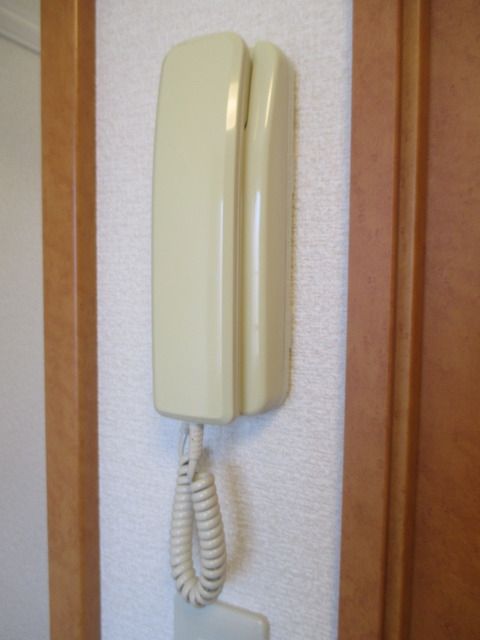 セキュリティ　★防犯対策にも安心がもてるインターホン付きです★