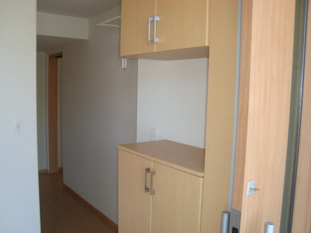 その他設備　下足入