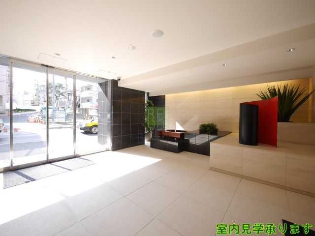 エントランス　パークホームズ市谷薬王寺セントガレリア