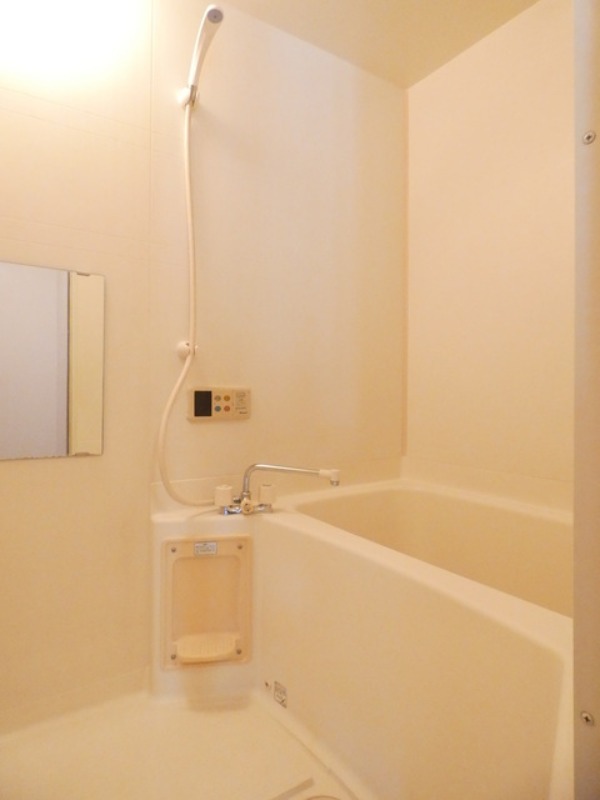 バス・シャワールーム　図面と現状に相違がある場合には現状を優先