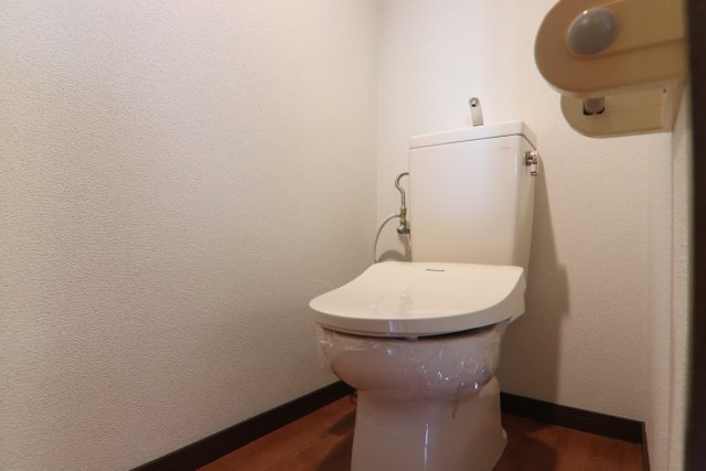 トイレ　別室の参考写真です。※現況優先