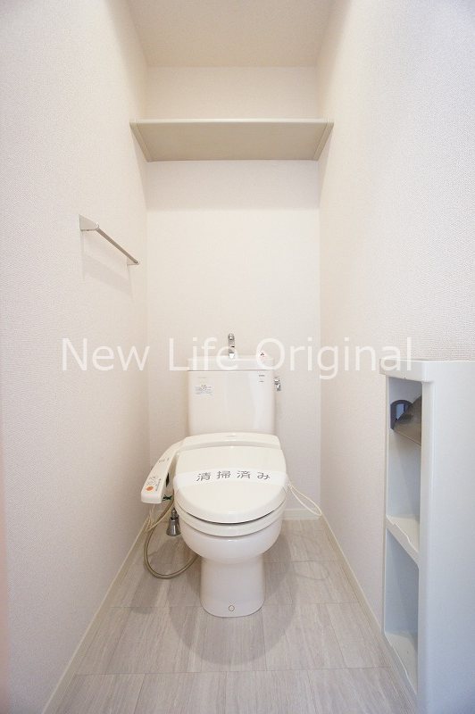 トイレ　毎日使うものだから、人に優しく清潔な温水洗浄機能付きトイレ☆