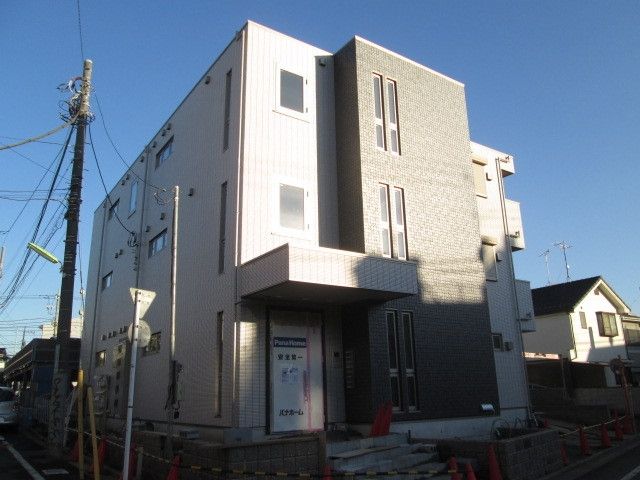 エントランス　★エントランス側★