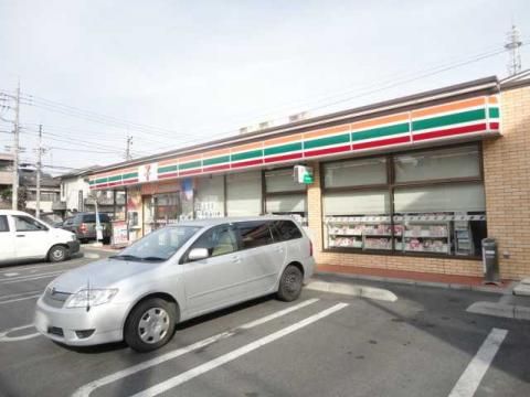 コンビニ　セブンイレブン川口西青木3丁目店（コンビニ）まで625m