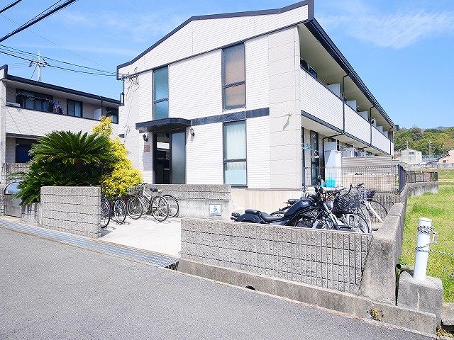 その他共有部分　ゆったりとした駐輪スペース