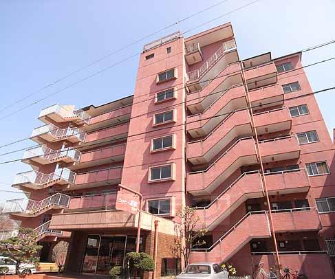 建物外観　深草のファミリー物件・