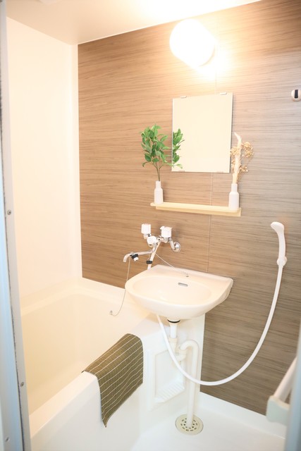 バス・シャワールーム　綺麗なお風呂でゆったりバスタイム