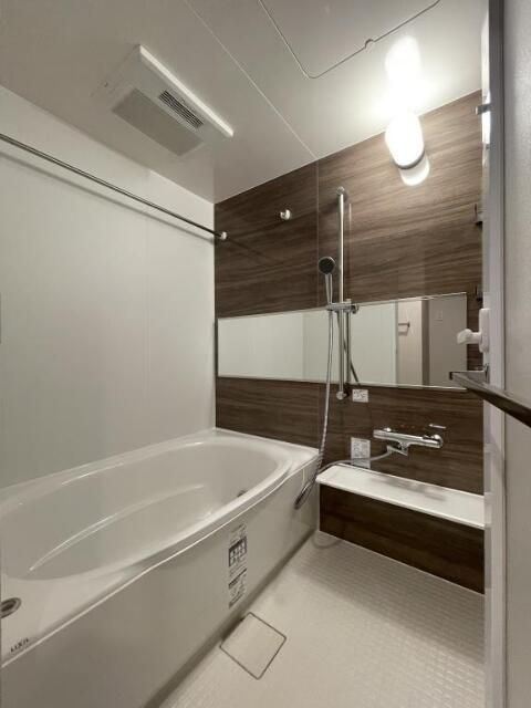 バス・シャワールーム　☆ゆったりくつろげるお風呂☆