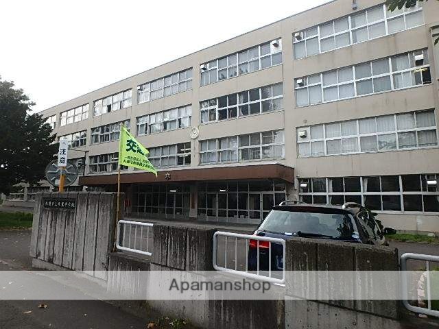 中学校　月寒中学校（中学校）まで254m