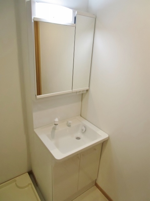 洗面設備　同施工会社参考写真です