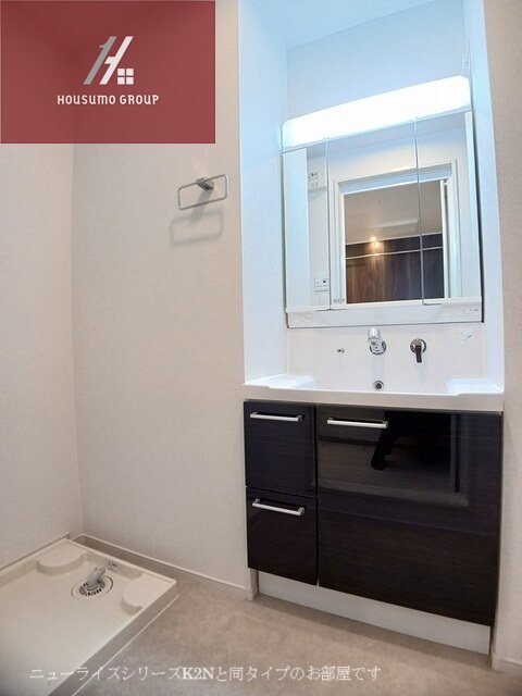 洗面設備　同施工会社・同型モデルの室内です。（参考写真・イメージ写真）
