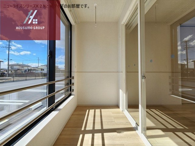 バルコニー　同施工会社・同型モデルの室内です。（参考写真・イメージ写真）