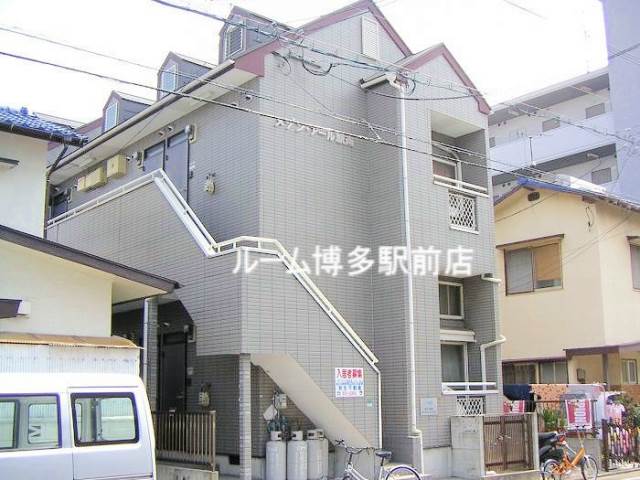 建物外観　敷金・礼金不要で初期費用抑えられます