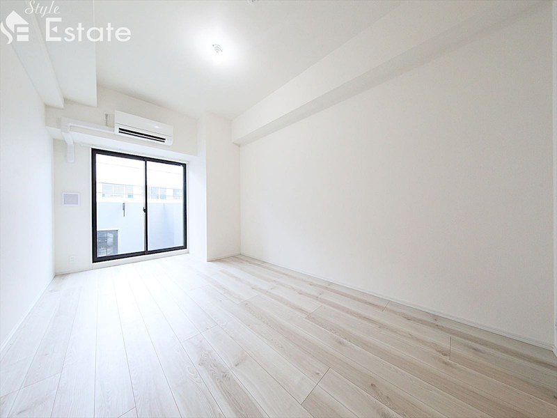 居室・リビング　内装