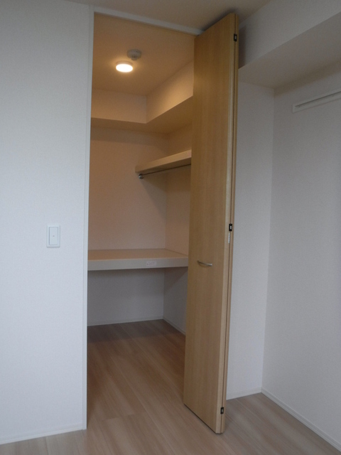 収納　ウォークインクローゼット