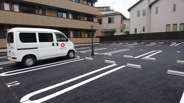 駐車場　駐車場