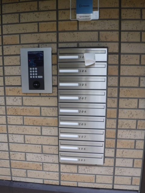 エントランス　オートロック、集合ポスト