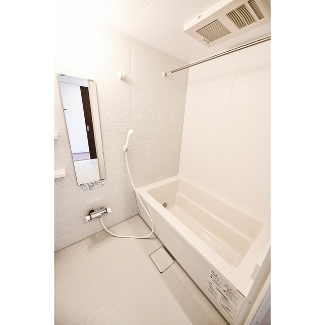 バス・シャワールーム　浴室乾燥機、追炊き付き
