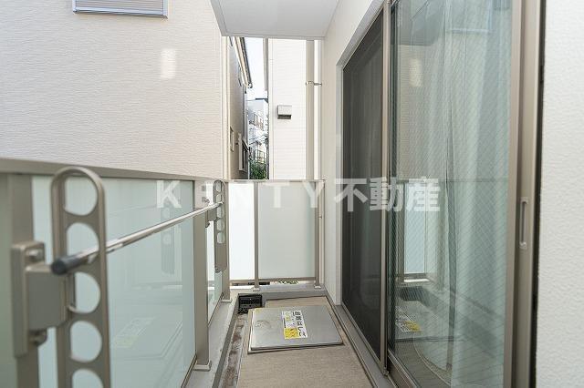 バルコニー　広々としたバルコニーです