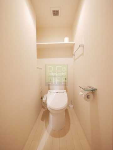 トイレ　レオーネ上野入谷