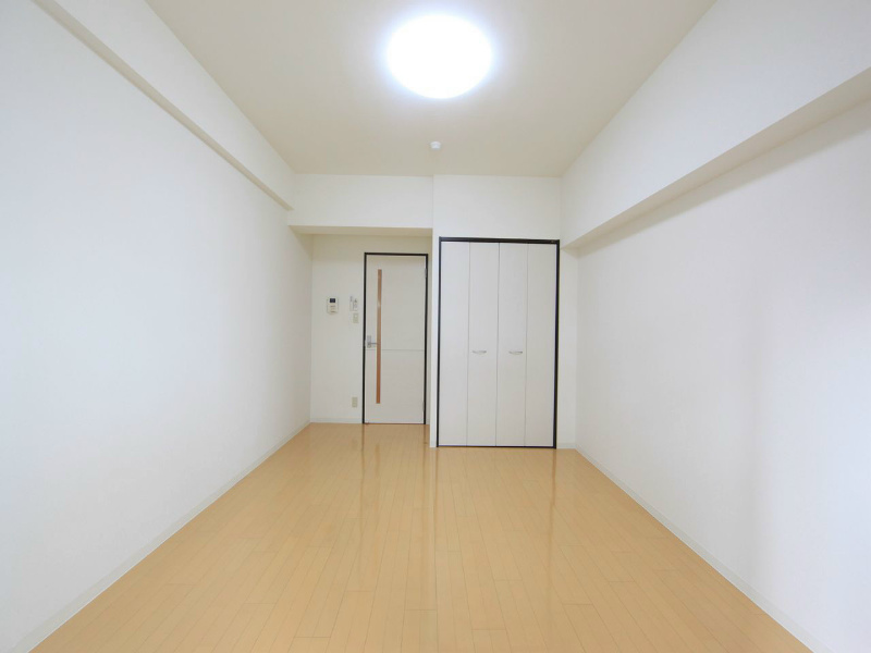 その他部屋・スペース　洋室9.07帖　クローゼット（収納充実してます）