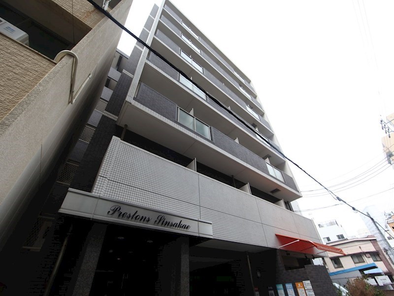 建物外観　外観　オートロック　防犯カメラ