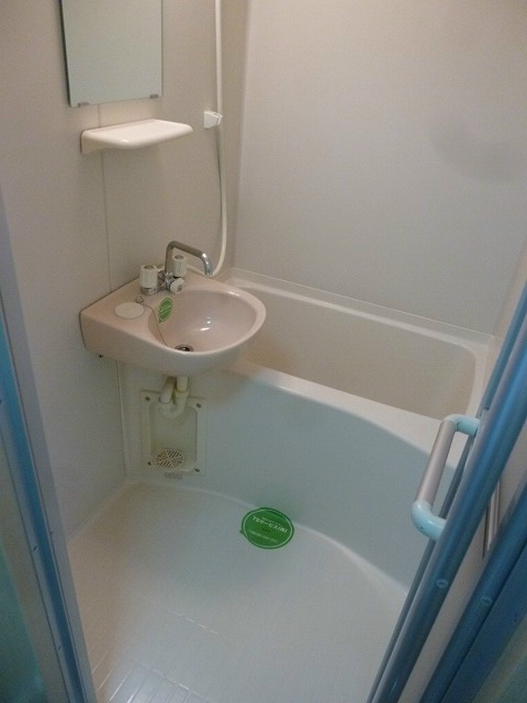 バス・シャワールーム　※202号室のお写真です