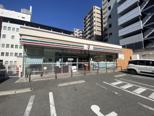 コンビニ　セブンイレブン　大阪谷町7丁目店（コンビニ）まで175m