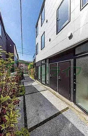 玄関　東新宿ハウス