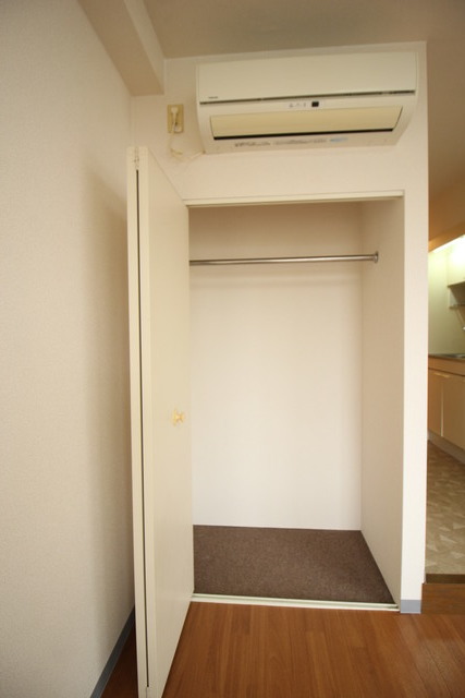 収納　同タイプ別室参考写真※現状優先