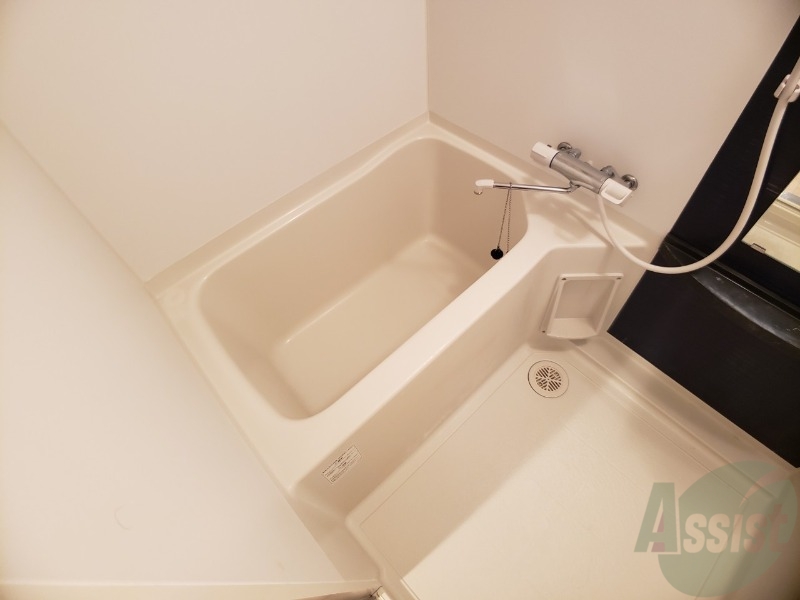 バス・シャワールーム　お風呂です。ゆっくりお風呂につかるのも体に良いですね～